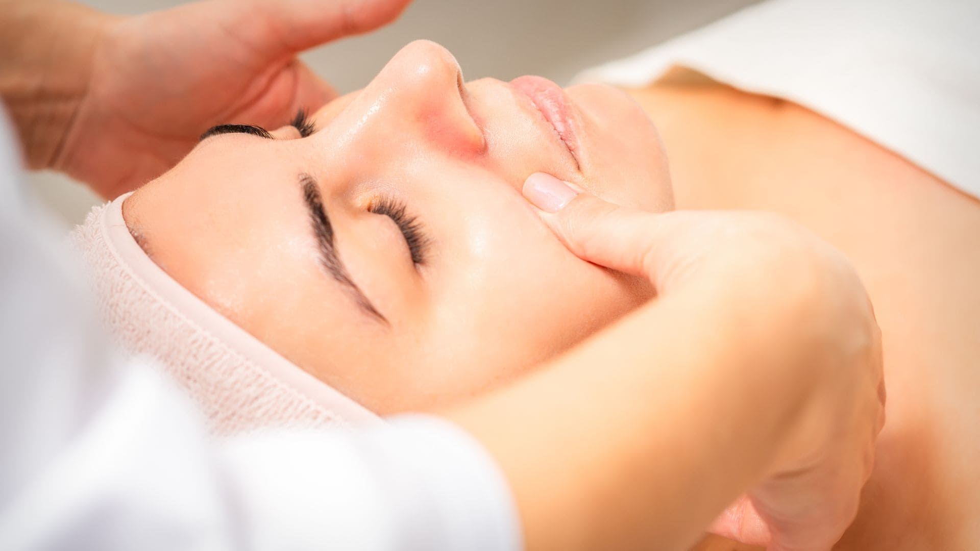 Leia mais sobre o artigo Drenagem Facial